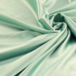 Mintgrün (heller, leicht dehnbar) - Satin 1m/6,50€