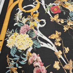 Seiden-Satin schwarz-gold mit Ketten & Blumen - Rapport 1,30 m  LETZTER REST 1,30 m